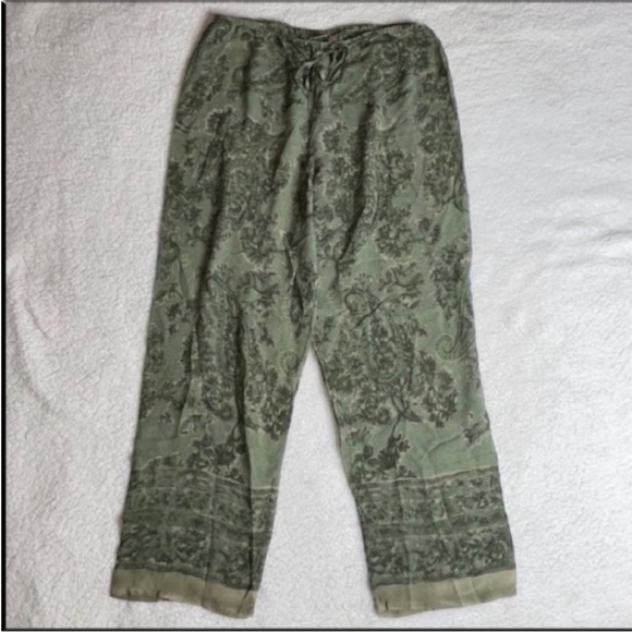 Victoria’s Secret green sheer Lounge Pants Size M loose comfy - Picture 5 of 9